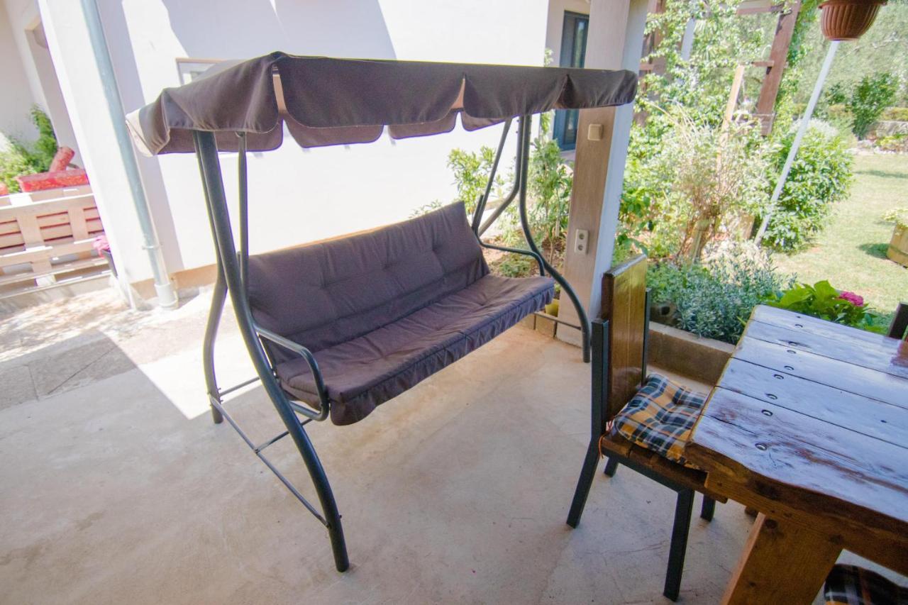 Apartments Aki Malinska Εξωτερικό φωτογραφία