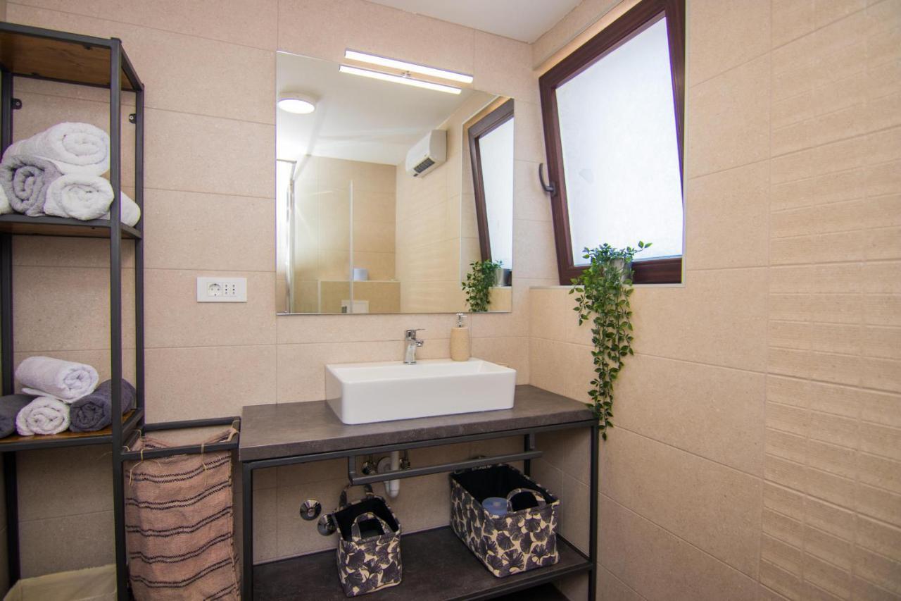 Apartments Aki Malinska Εξωτερικό φωτογραφία