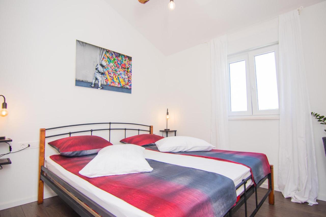Apartments Aki Malinska Εξωτερικό φωτογραφία